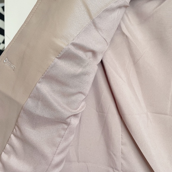 NEW leather vest - Picture 5 of 7